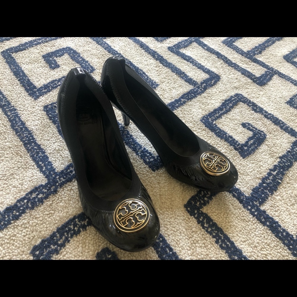 Tory burch heel, black, size 9.5, closed toe